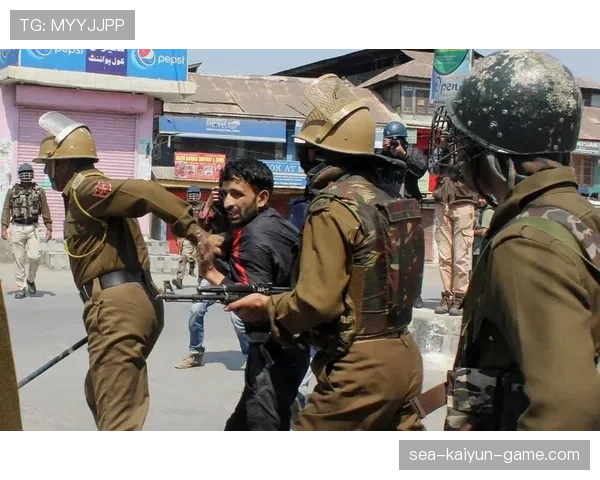 印度国际挑战赛男双精彩对决：新加坡内战高永杰与窪纯佑联手夺冠荣耀
